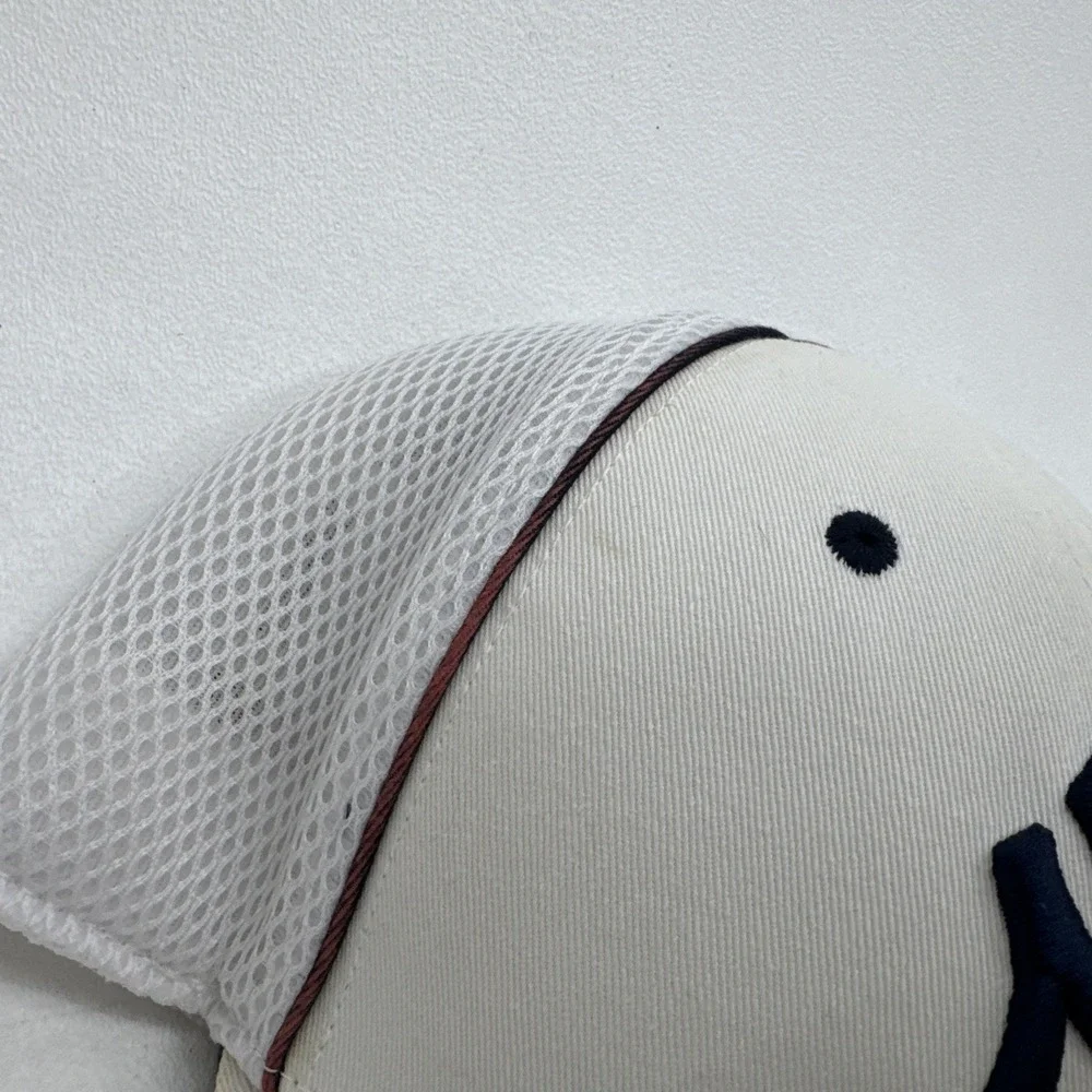 NY Yankees New Era Hat Rope Outline Med/LG - Picture 2 of 7